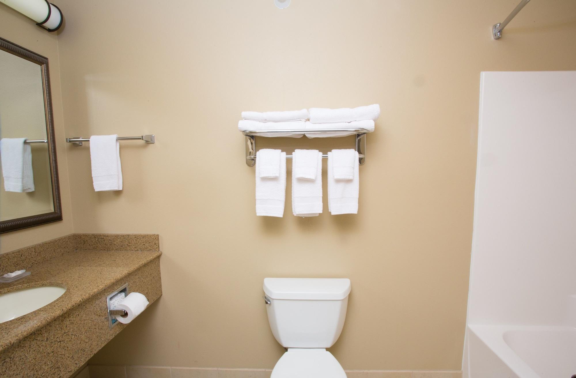 Country Inn & Suites By Radisson, Grand Forks, Nd Dış mekan fotoğraf