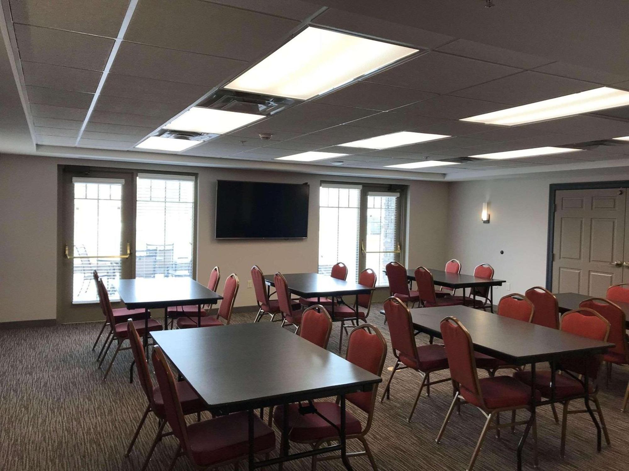 Country Inn & Suites By Radisson, Grand Forks, Nd Dış mekan fotoğraf